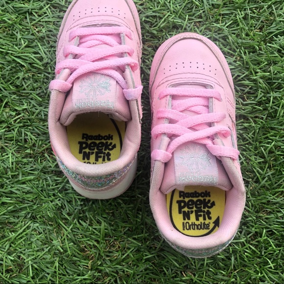 Reebok Pink Classic Leather shoes little girls (7) - Picture 6 of 7